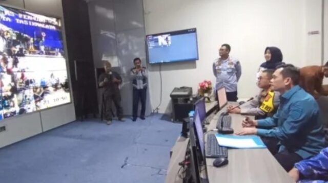 Pastikan Kondusifitas Malam Lebaran PJ Wali Kota dan Forkopimda Monitoring Sejumlah Titik Di Kota Tasikmlaaya