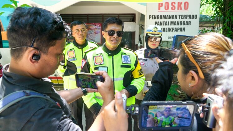 Pasca Lebaran, Dir Lantas Polda Kaltim Pantau Arus Lalu Lintas dan Keramaian Objek Wisata Pantai