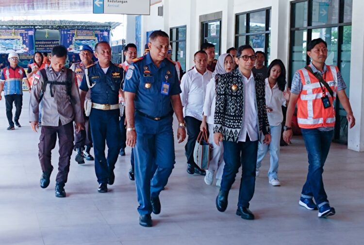 Pj. Gubernur NTT Dalam Kunker Ke Rote Ndao, Tatap Muka Bersama Para Nelayan