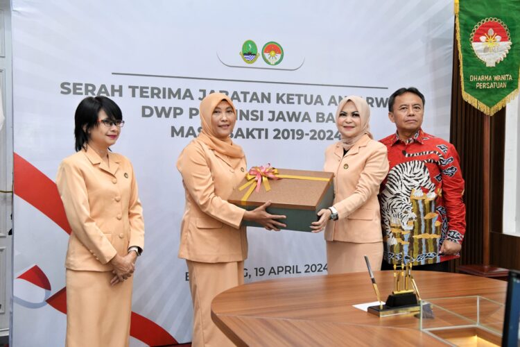 Dharma Wanita Persatuan Jabar Didorong Lakukan Literasi Bangun Ketahanan Keluarga