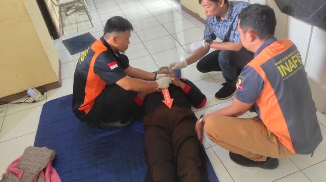 Satpam Meninggal di Kantor Kesbangpol, Polres Tasik Kota Lakukan Identifikasi dan Penyelidikan