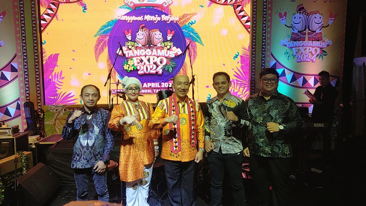 Pembukaan Tanggamus Expo Tahun 2024 Dalam Rangka Hari Ulang Tahun Kabupaten Tanggamus Ke 27 Ditandai Dengan Penabuhan Alat Canang Lampung