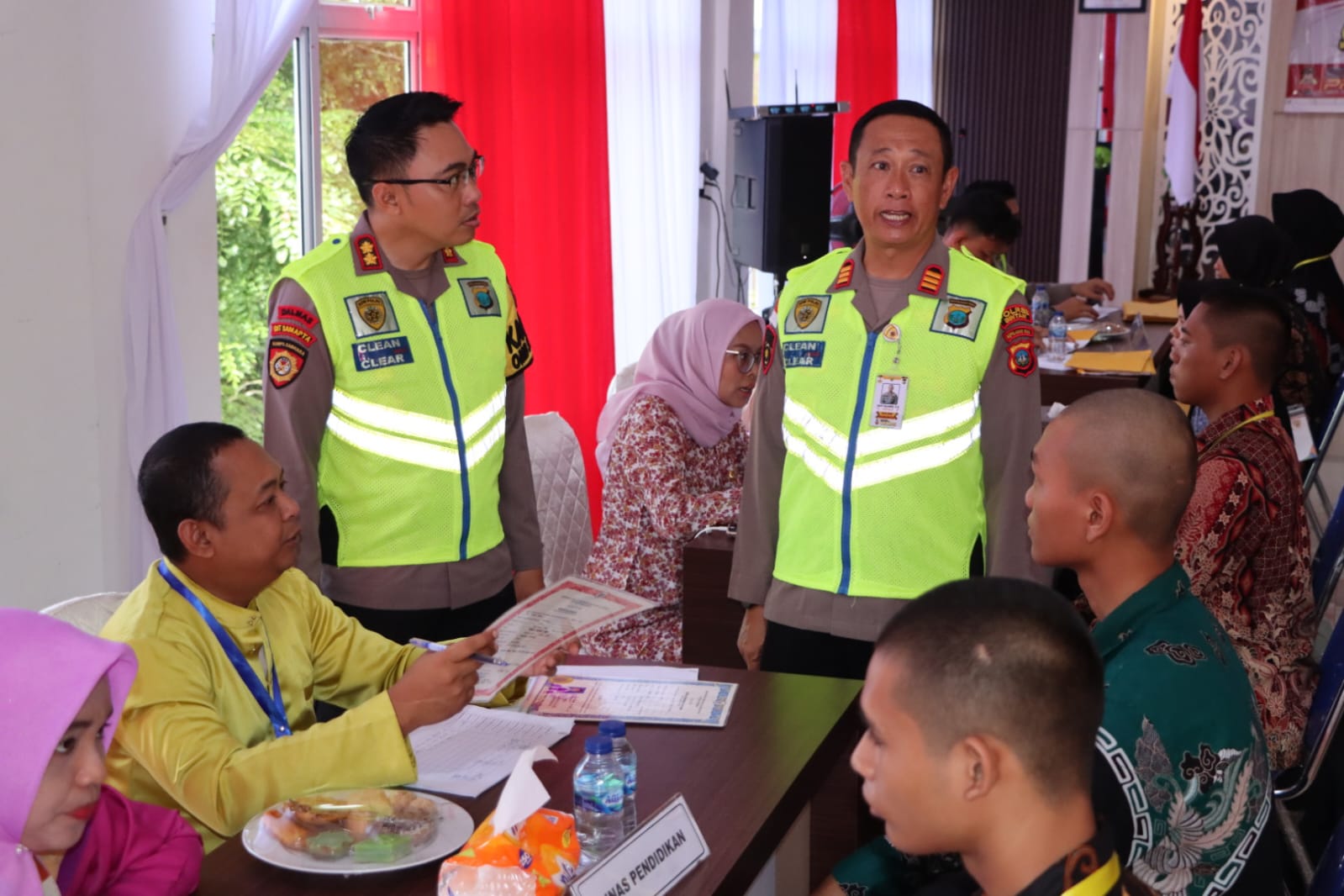 Kapolres Bintan Periksa Administrasi Tahap 1,Dalam Seleksi Penerimaan Anggota Polri