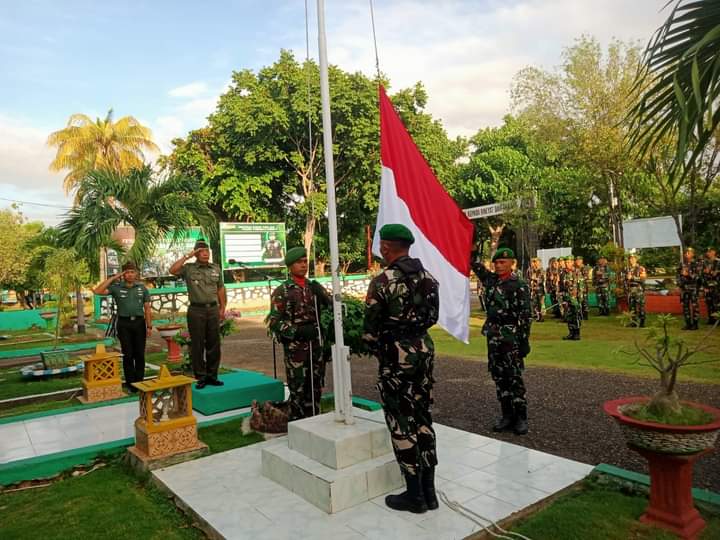 Kodim 1601/Sumba Timur Gelar Upacara Bendera Hari Senin