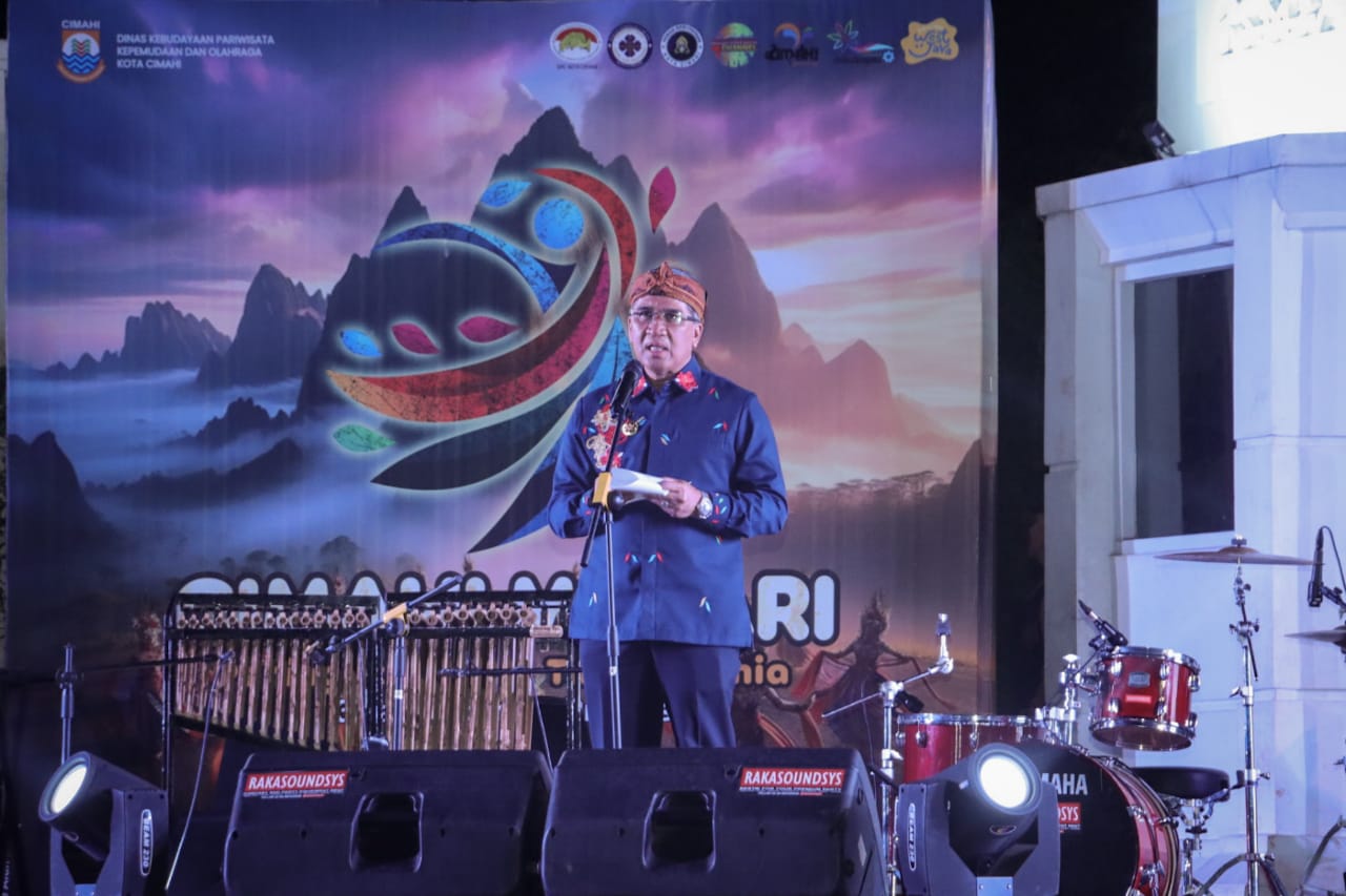 Pemkot Cimahi Berikan Anugerah Pemenang Lomba City Branding Kota Cimahi Tahun 2024