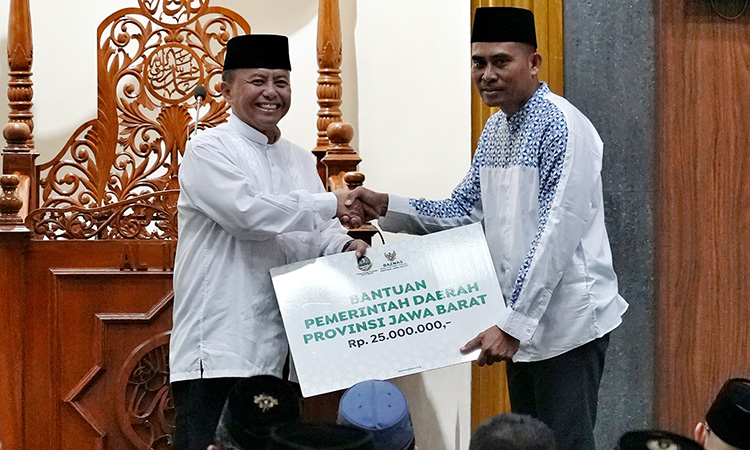 Tarawih Keliling, Sekda Herman Suryatman Silaturahmi dengan Forkopimda Jabar