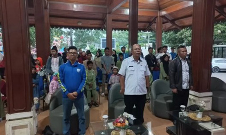 DPD KNPI Kota Cimahi Memberikan Santunan Kepada Anak-Anak Yatim-Piatu