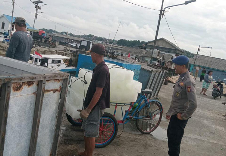 Menyambut Kegiatan Latsitarda XLIV Sat Polairud Polresta Balikpapan Berikan Rasa Aman Warga Masyarakat  Pesisir/ Perairan
