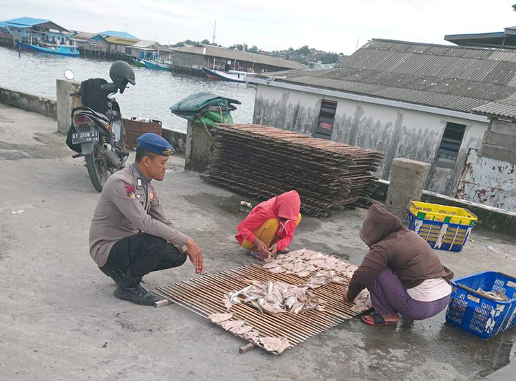 Menyambut Kegiatan Latsitarda XLIV Sat Polairud Polresta Balikpapan Berikan Rasa Aman Warga Masyarakat  Pesisir/ Perairan