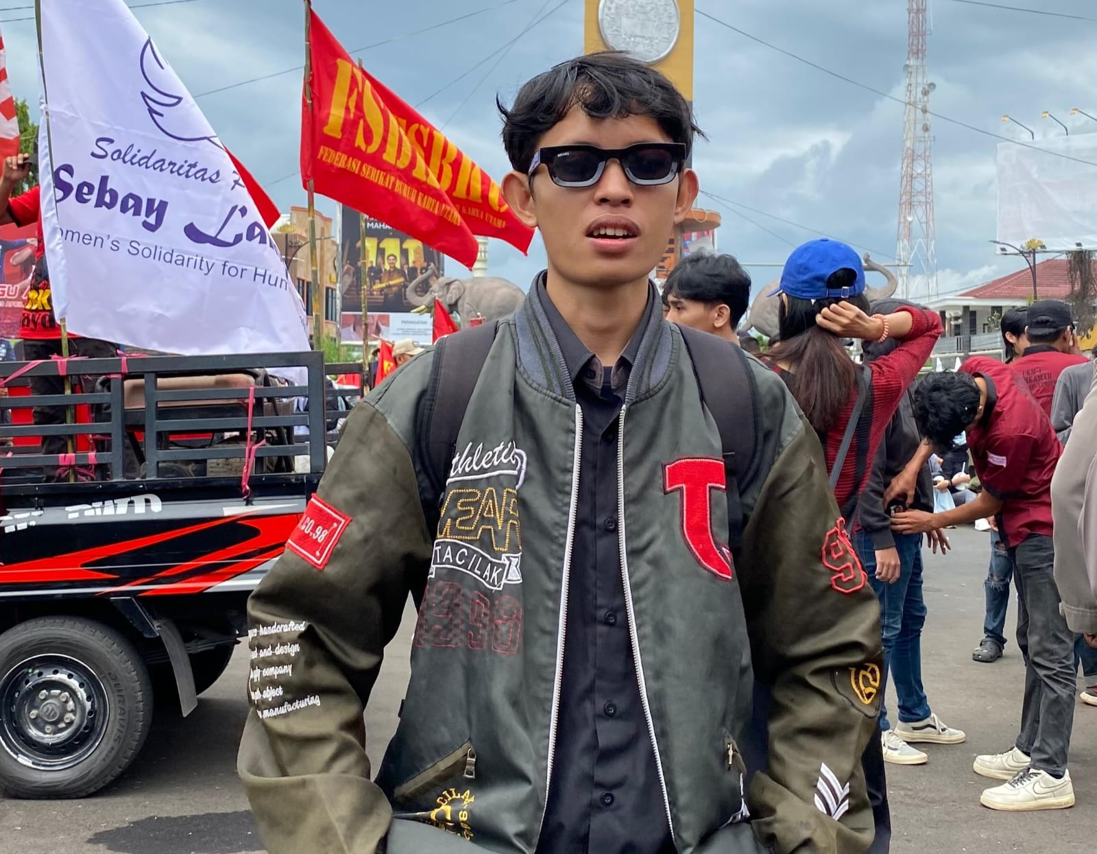Bersama Para Buruh, Putra Ketum PWDPI Ikut Unjuk Rasa Tuntut Cabut UU Cipta Kerja