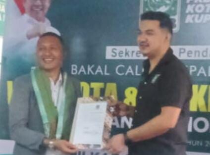 Bildad Thonak Mendaftar sebagai Bakal Calon Wali Kota Kupang: Harapan Segar dalam Politik Lokal