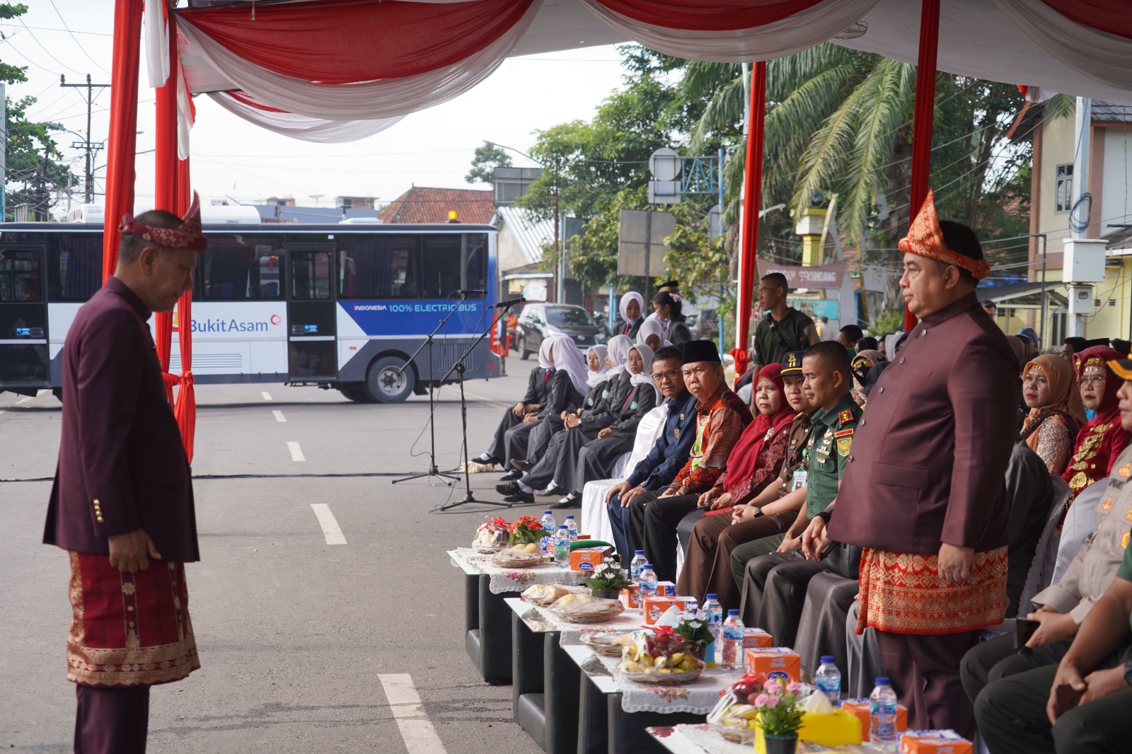 Ir Yulius Pimpin Upacara Peringatan Hari Pendidikan Nasional di Muara Enim