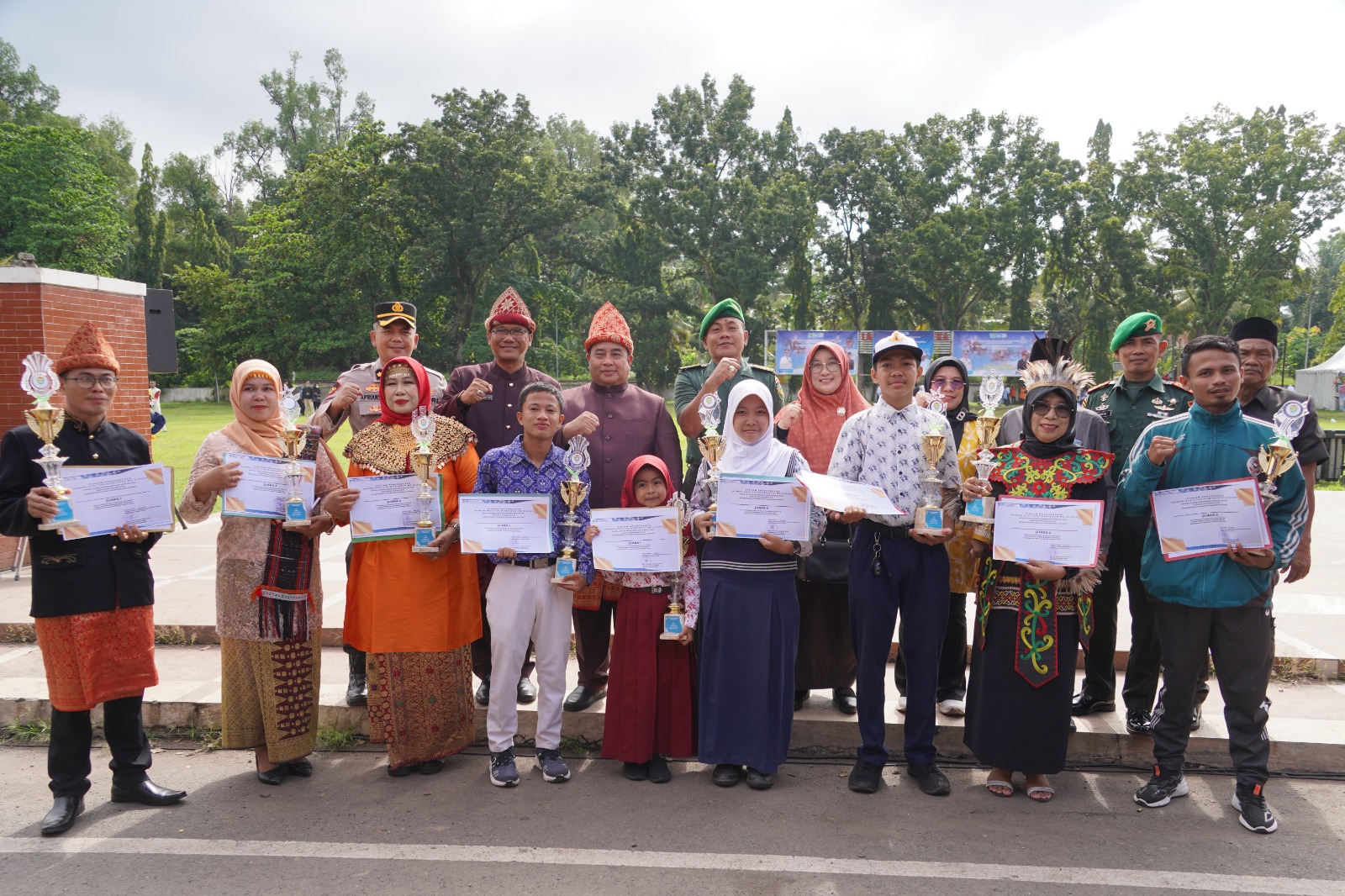 Ir Yulius Pimpin Upacara Peringatan Hari Pendidikan Nasional di Muara Enim