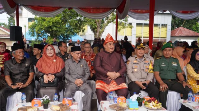 Ir Yulius Pimpin Upacara Peringatan Hari Pendidikan Nasional di Muara Enim