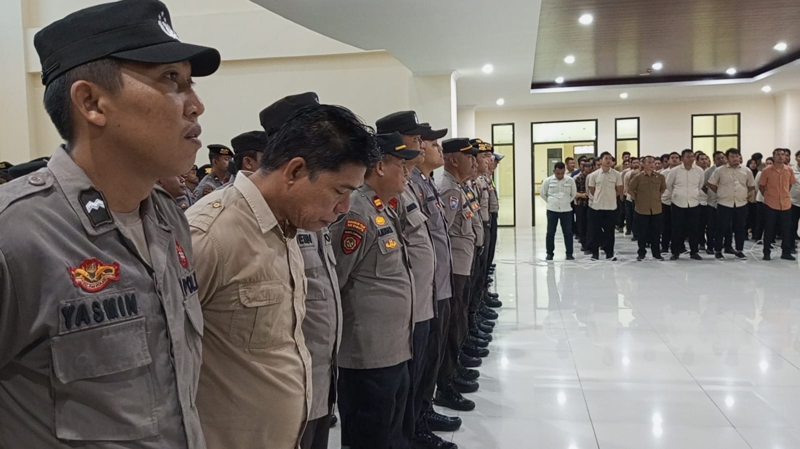 Apel Pagi pasca Perayaan Hari Buruh 1 Mei Jajaran Polresta Balikpapan, Di PIM. Kapolresta Balikpapan