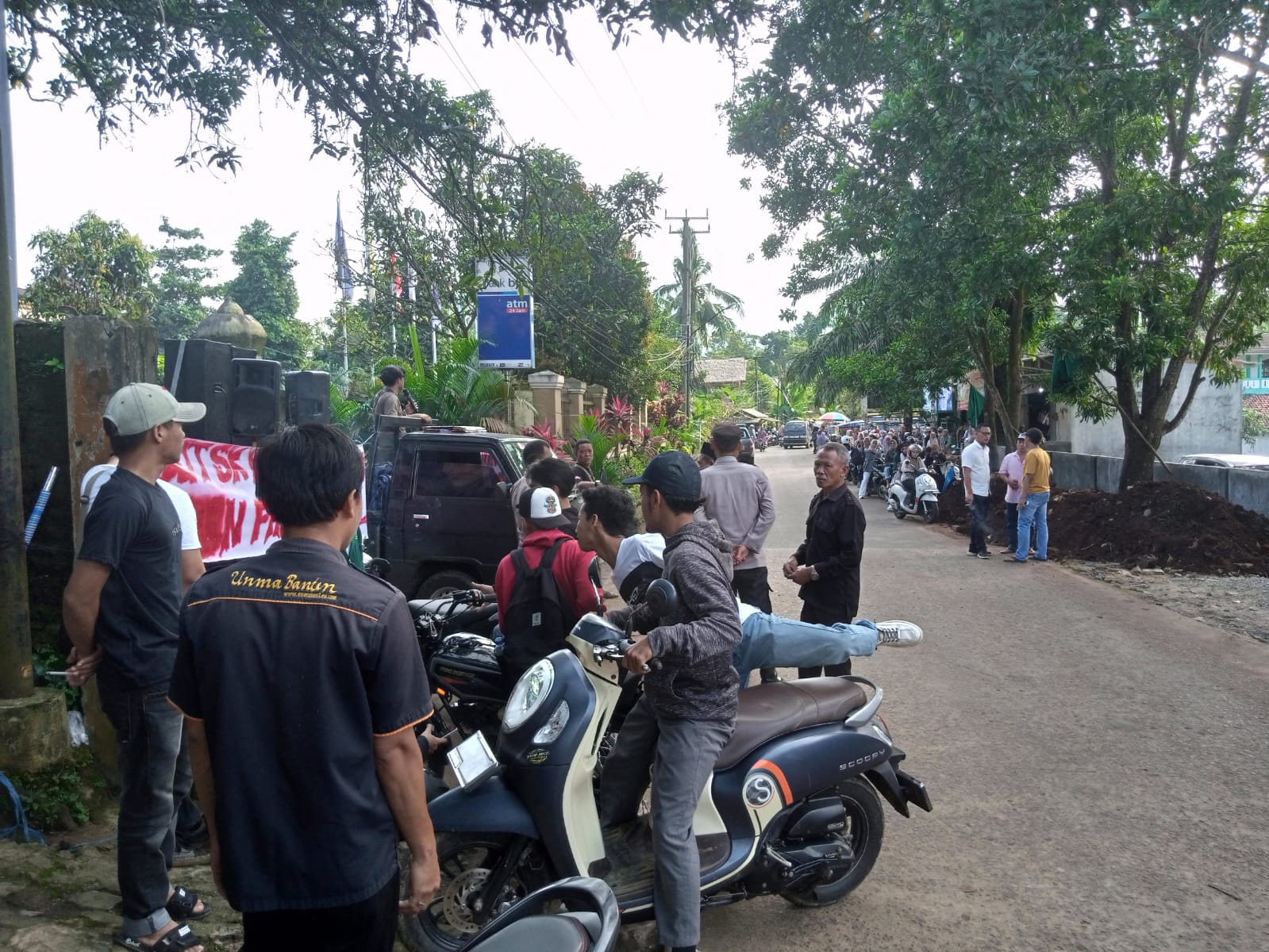 Puluhan Mahasiswa yang Tergabung Dalam "GAMA" Gelar Aksi Lawan Penindasan di Lingkungan UNMA Banten