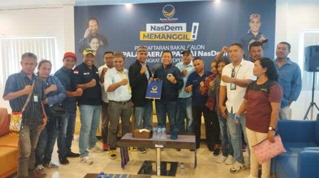 Fidelis Nong Nogor Mendaftar sebagai Bakal Calon Bupati Sikka melalui Partai Nasdem NTT