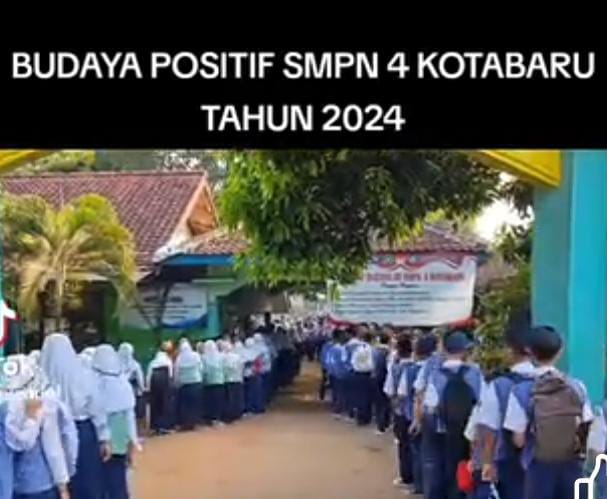 Program "Kegiatan Pembiasaan Penanaman Karakter Positif " Di SMP Negeri 4 Kotabaru Karawang