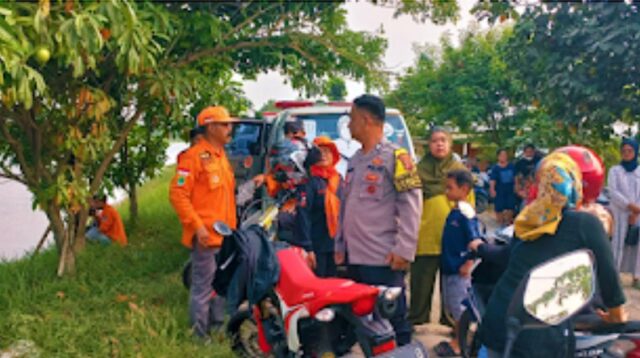 Udah Dua Hari Bocah 12 Tahun Tenggelam Hilang Terbawa Arus Irigasi Tamelang Karawang