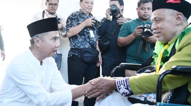 Bey Machmudin Lepas Keberangkatan Jemaah Haji dari Bandara Kertajati