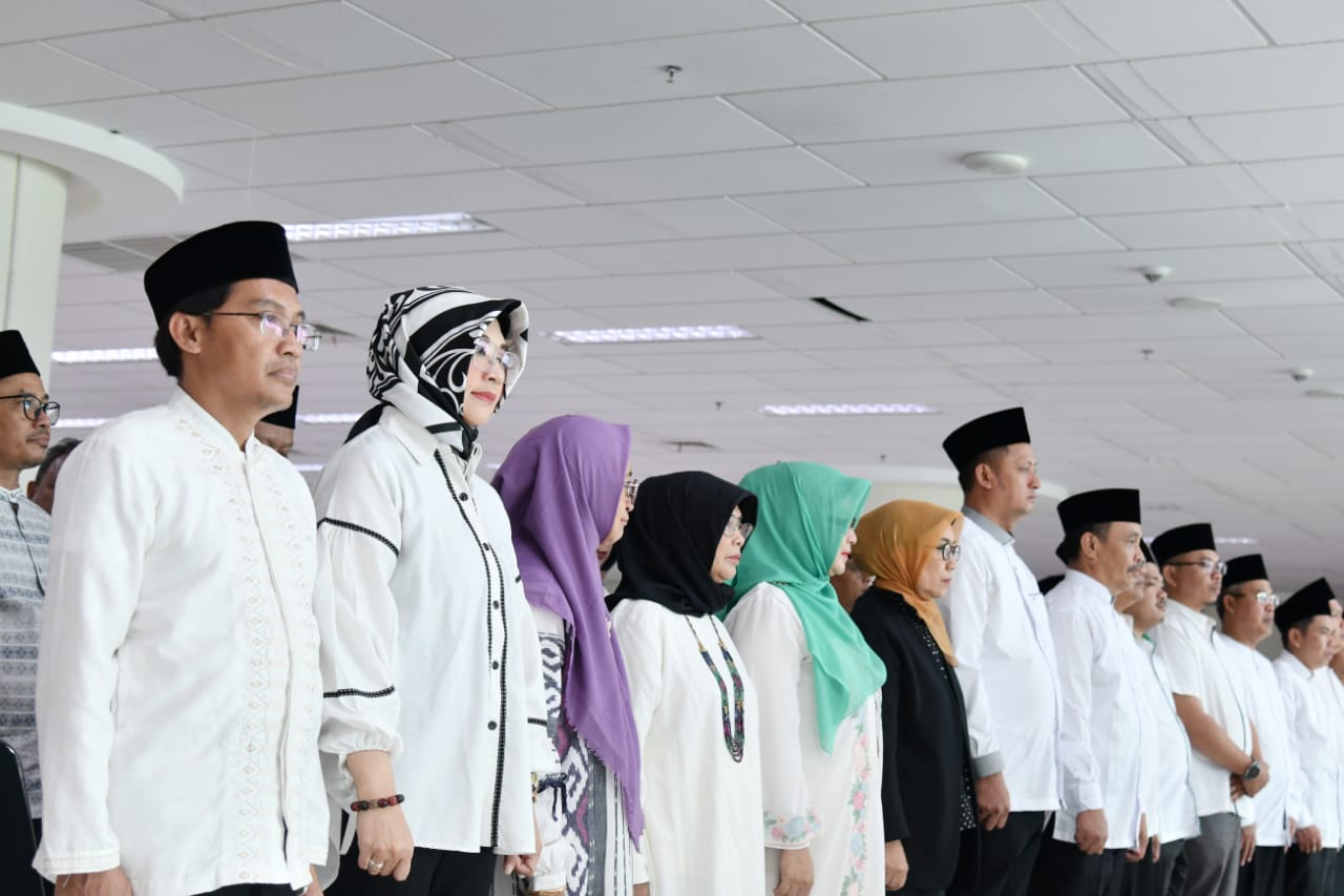 Kukuhkan BP4 Jabar, Bey Machmudin: Keluarga Harmonis Berkontribusi Besar terhadap Kesejahteraan Masyarakat