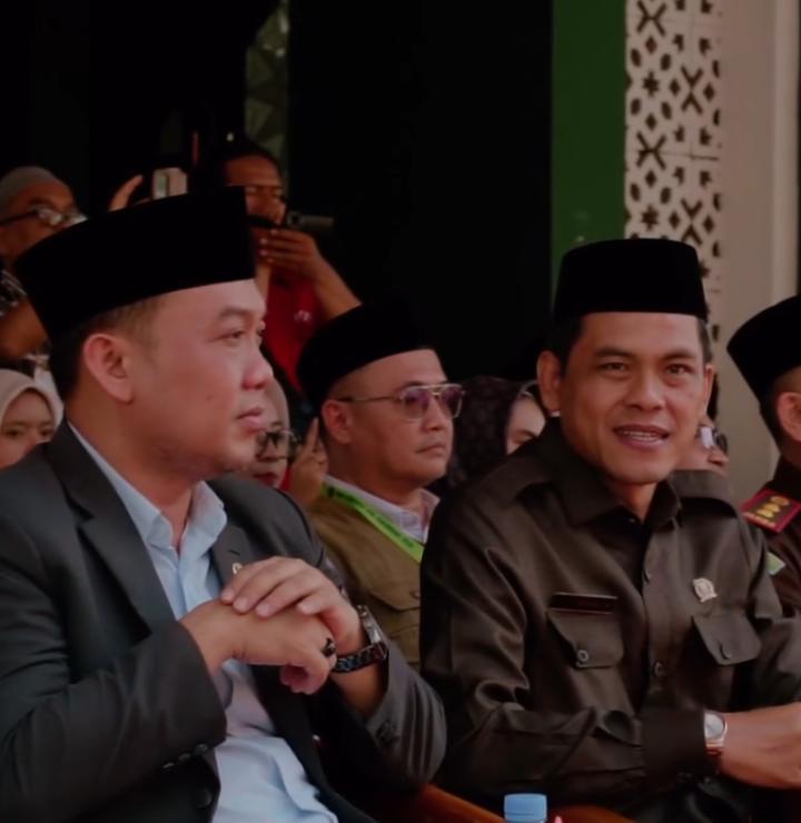 Ketua DPRD Kabupaten Karawang H. Budianto Hadiri Pelepasan Keberangkatan Jemaah Haji Kloter 05 Kab. Karawang Tahun 2024