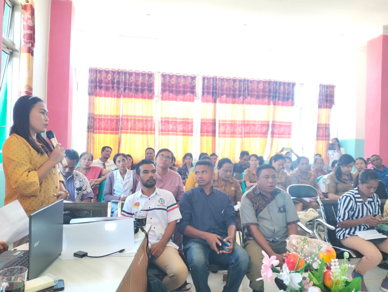 Babinsa Koramil 01/lewa Hadiri Rapat Loka Karya Mini Lintas Sektor