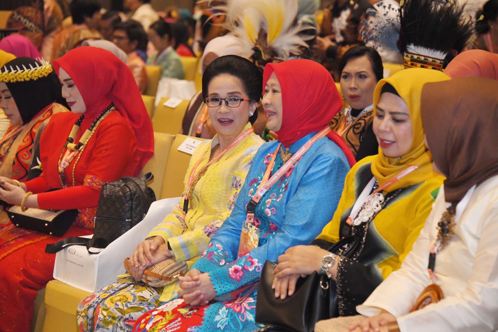 Produk Kerajinan Tangan Jabar Ramaikan Expo Dekranas Puncak HUT Dewan Kerajinan Nasional Berlangsung di Solo