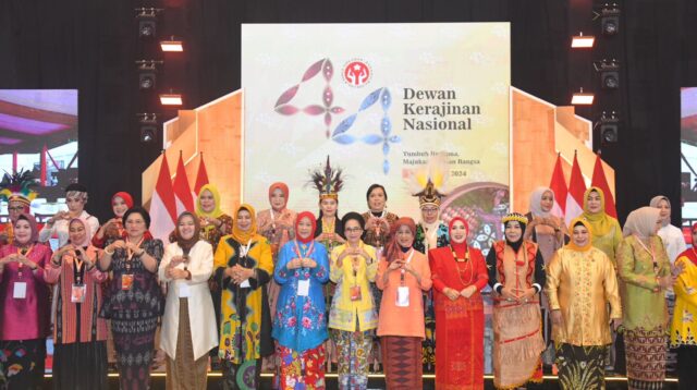Produk Kerajinan Tangan Jabar Ramaikan Expo Dekranas  Puncak HUT Dewan Kerajinan Nasional Berlangsung di Solo