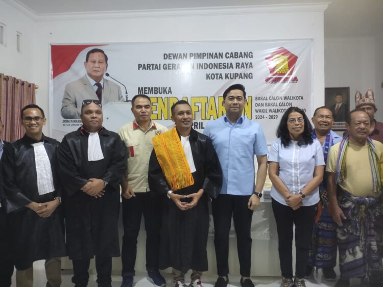 DPC Gerindra Kota Kupang Resmi Daftarkan Bildad Thonak, Sebagai Bakal Calon Wali Kota Kupang