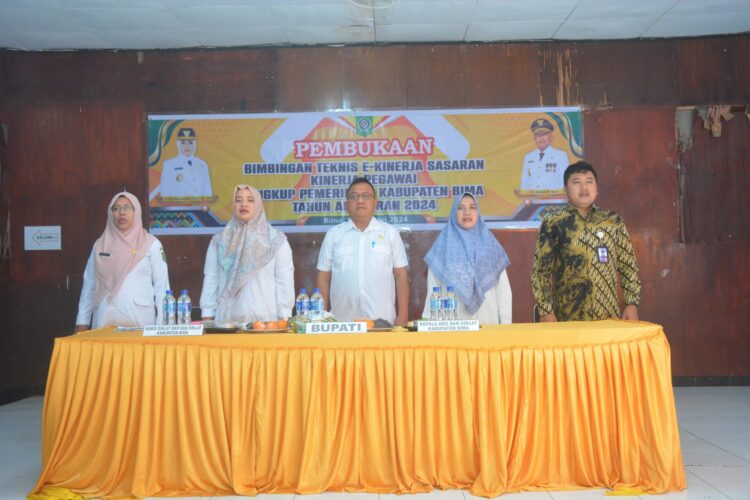 PJ. Sekda Suwandi Buka Bimtek E-kinerja Pegawai Lingkup Pemkab Bima