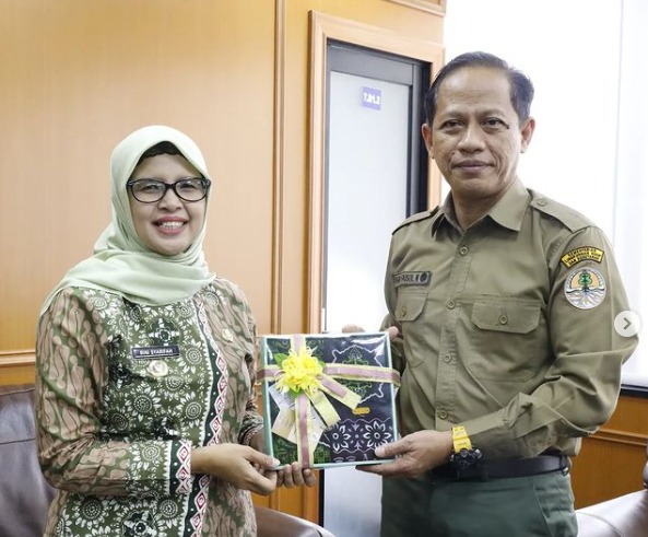 Bupati Blitar Lakukan Kunjungan Kerja di Kementerian Lingkungan Hidup dan Kehutanan Republik Indonesia