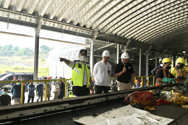 Tinjau TPPAS Lulut Nambo, Sekda Herman Suryatman Sebut Operasionalisasi Diperkirakan Akhir Juni 2024 Tinjau TPPAS Lulut Nambo, Sekda Herman Suryatman Sebut Operasionalisasi Diperkirakan Akhir Juni 2024