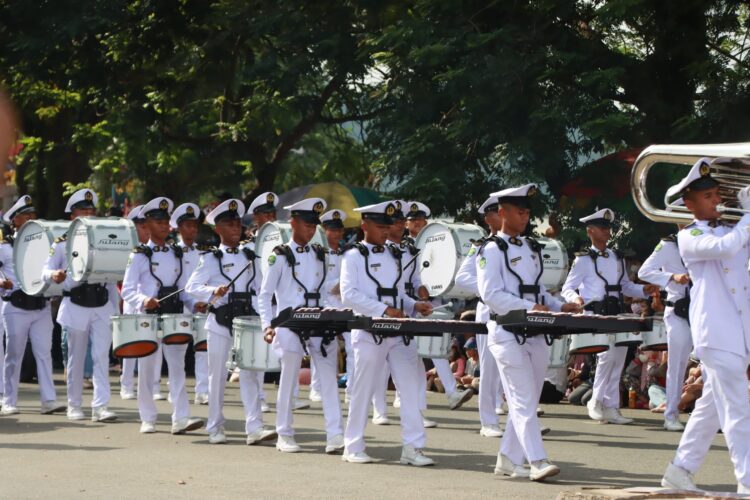 Kirab Dan Display Drumband Latsitardanus Ke- 44 Di Kota Samarinda,