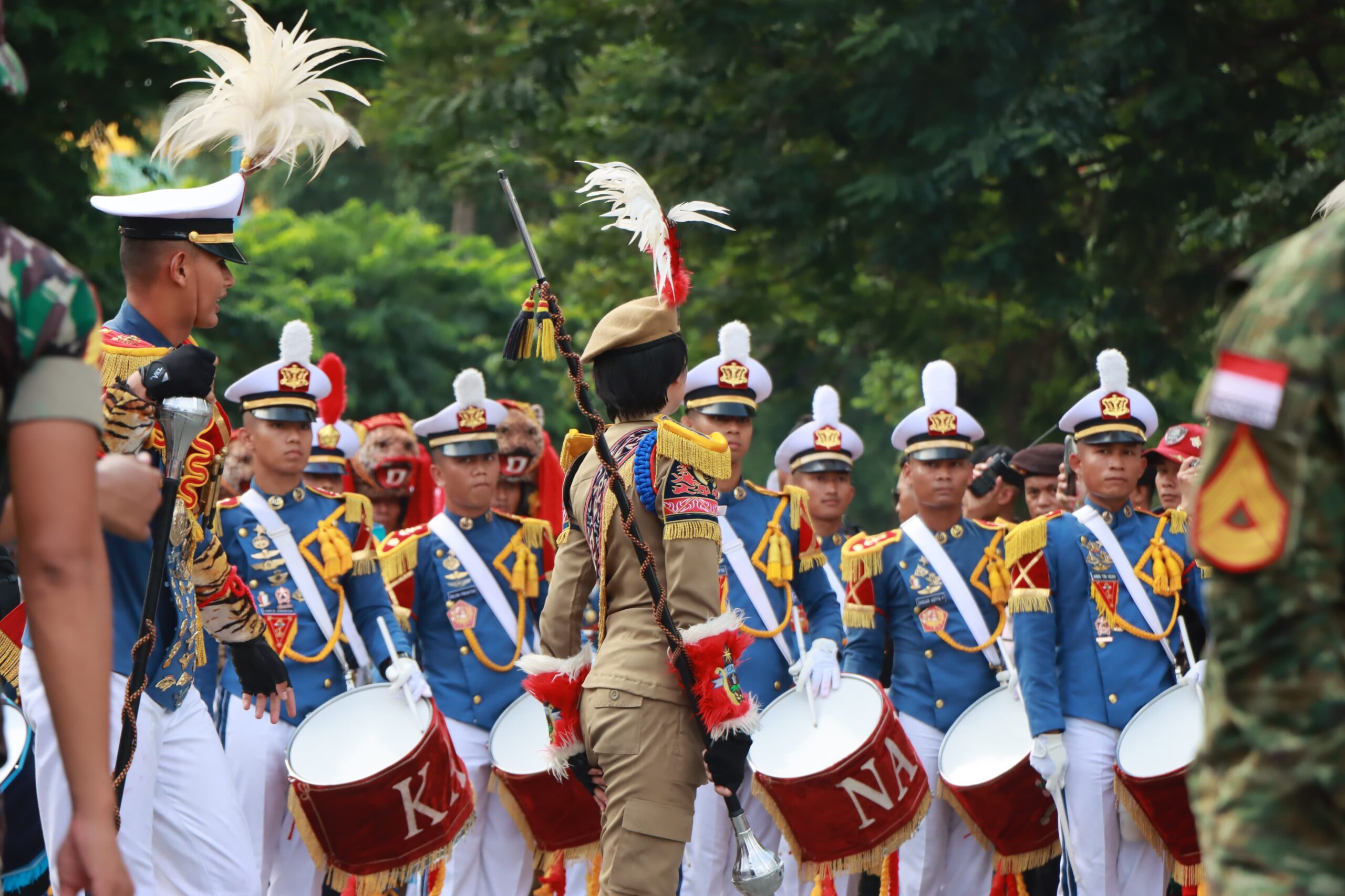 Kirab Dan Display Drumband Latsitardanus Ke- 44 Di Kota Samarinda