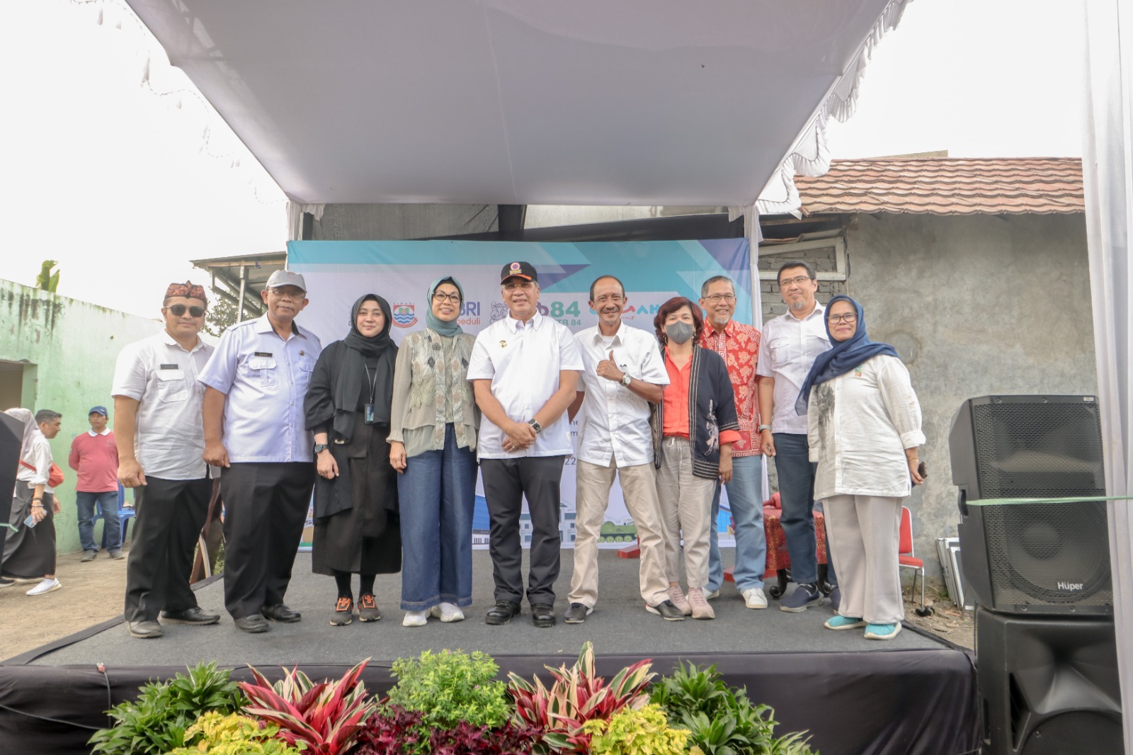 Pj. Wali Kota Cimahi Lakukan Peletakan Batu Pertama Pembangunan Spald-T Di Rw 01 Melong      