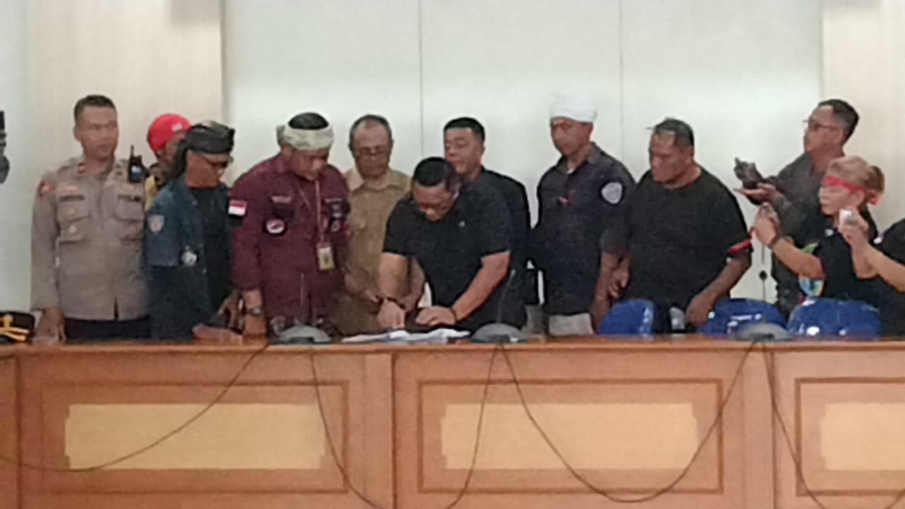 Ratusan Jurnalis Gelar Aksi Protes di Sukabumi, Desak Revisi RUU Penyiaran