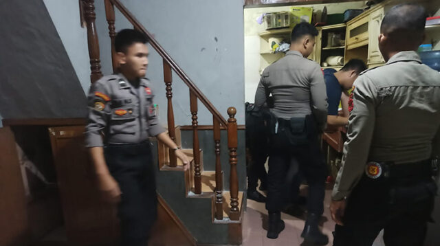 Respon Pengaduan Warga, Polres Tasik Kota Amankan Puluhan Botol Minuman Keras Kemasan Jenis Ciu