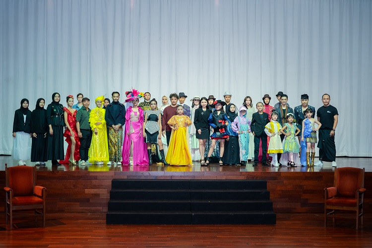 5 Tahun Hiatus, Value of Indonesia (VOI) Fashion Day 2024 Siap Digelar di Bulan Juli VOI Fashion Day 2024 Angkat Tema “Victorian Splendor”