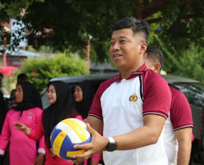 Sambut HUT Bhayangkara KE-78, Kapolres Bima Buka Turnamen Volly Ball Bayangkara