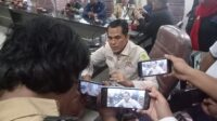 H. Budianto Ketua DPRD Karawang Menerima Aksi Demo Unjuk Rasa Jurnalis Menolak Revisi UU Penyiaran