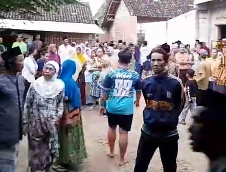 Terjadi Lagi di Magetan, Belum Pulang Berhaji Kulkas di Rumah Terbakar