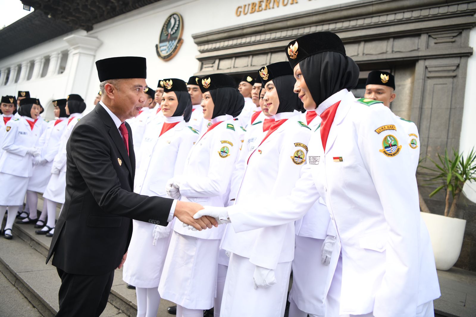 Hari Lahir Pancasila, Bey Machmudin Ajak Warga Mengarusutamakan Pancasila untuk Jawab Tantangan