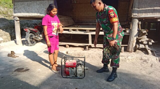 Babinsa Tabundung Lakukan Pengecekan Bantuan Pompa Air Dari Pemerintah