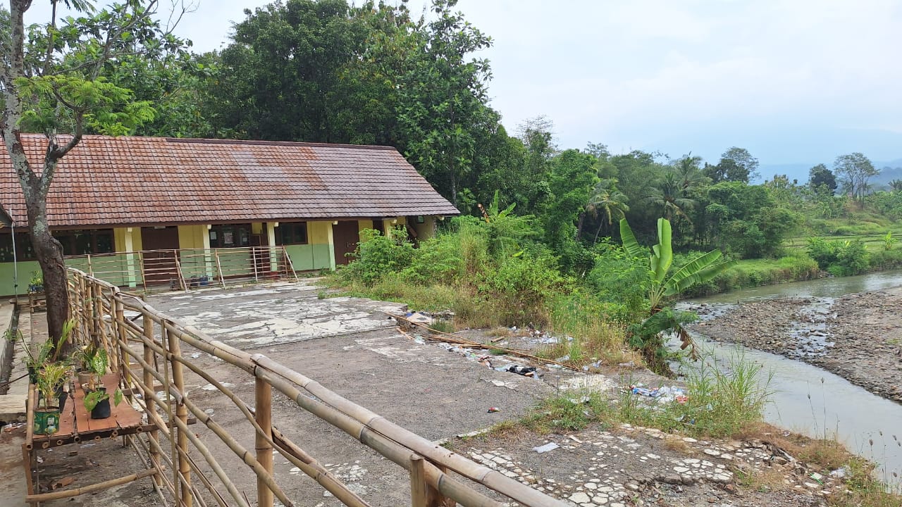 Pemda Segera Tangani Kerusakan SDN Neglasari Conggeang