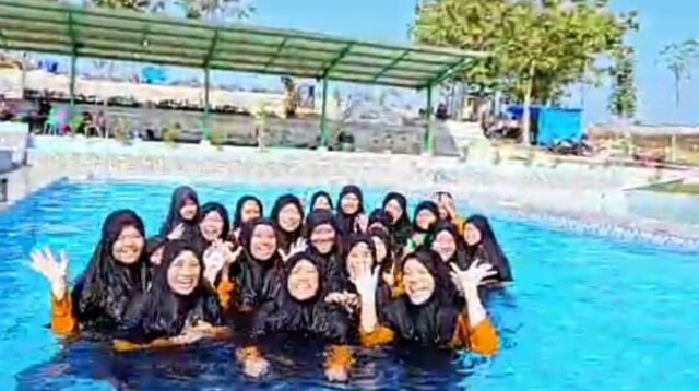 Pemdes Sukosari Madiun Tak Main-main Garap Proyek Kolam Renang Terpadu