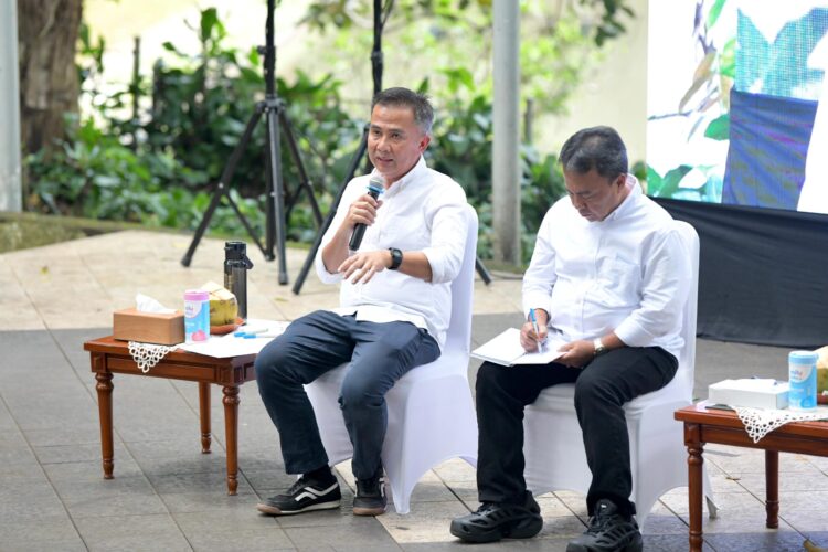 Lewat Komitmen Shadow Target, Bey Machmudin Dorong Perangkat Daerah Lakukan Terobosan dan Inovasi Lewat Komitmen Shadow Target, Bey Machmudin Dorong Perangkat Daerah Lakukan Terobosan dan Inovasi