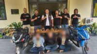 Polisi Amankan Tiga Orang Spesialis Curanik di Labuan Bajo, 16 Unit Handphone Disita