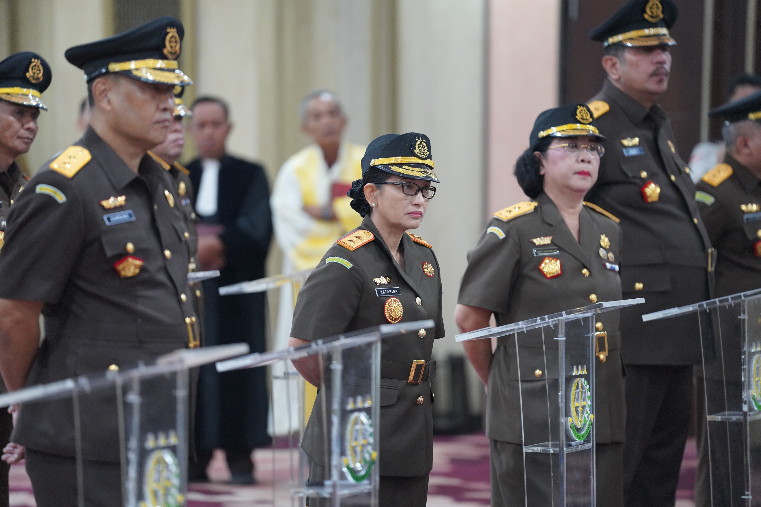 Jaksa Agung St Burhanuddin Lantik Katarina Endang Sarwestri, S.H., M.H. Sebagai Kepala Kejaksaan Tinggi Jawa Barat