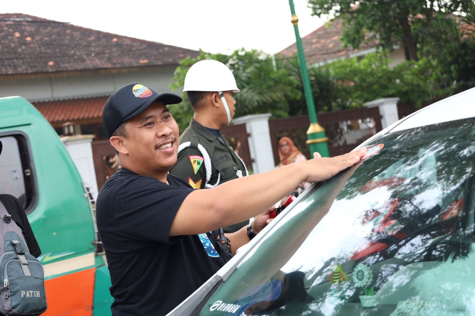 DLH) Kota Cimahi kembali menggelar Uji Emisi Gratis bagi kendaraan roda empat pribadi, dinas atau angkutan barang yang tidak wajib KIR.